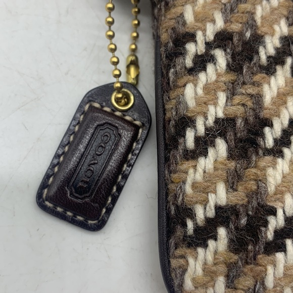 Coach Brown Black White Tweed small wristlet. SM2018 - Picture 2 of 6